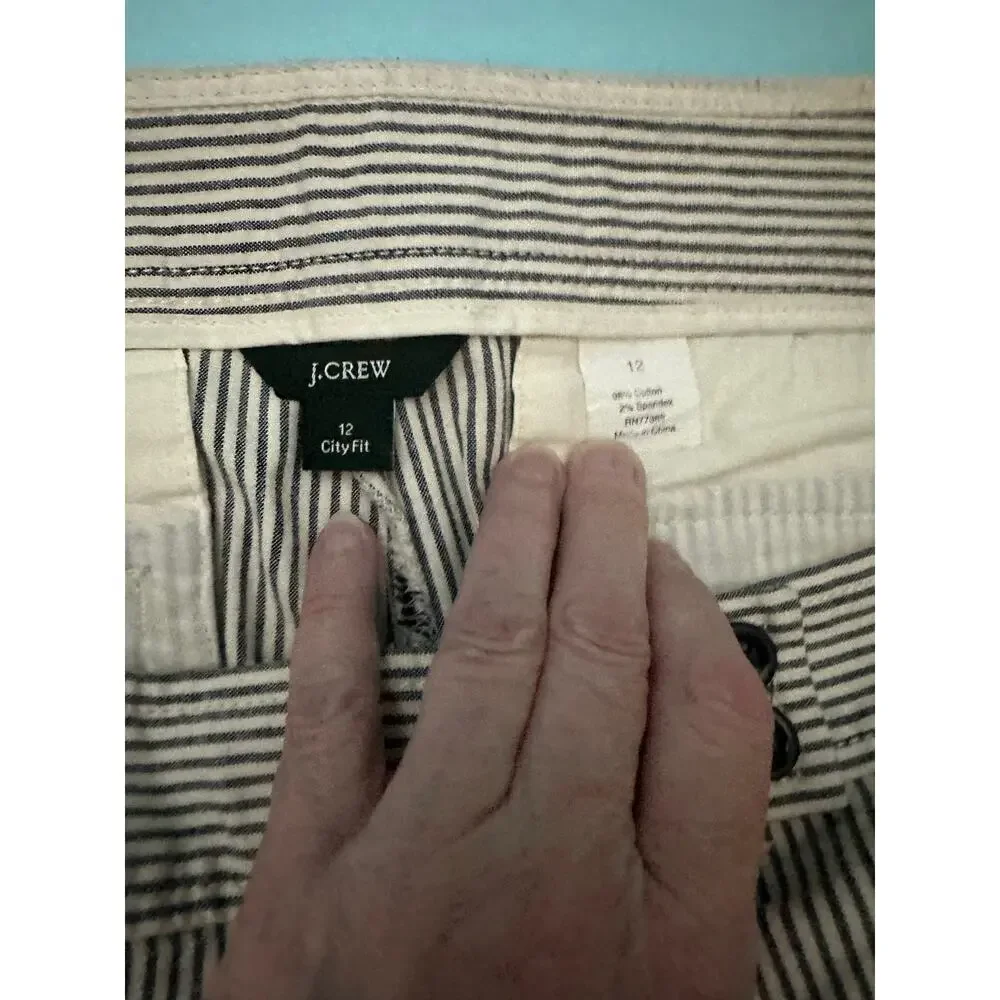 J.Crew black and cream striped seersucker shorts Size 12 city fit